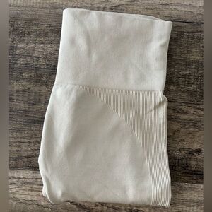 Set Active Cream Ribbed leggings